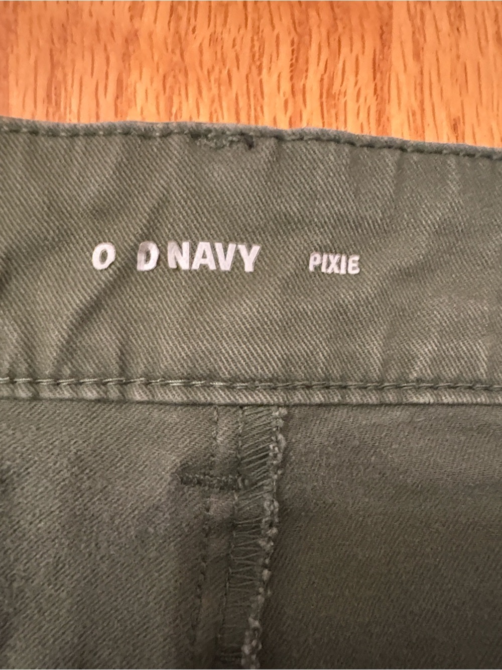 Old Navy Olive Green Pixie Pants - Picture 2 of 11